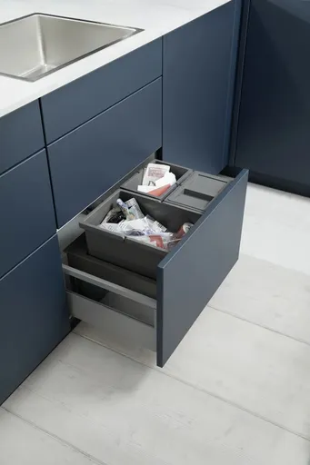 Contur Designküche Tiefblau